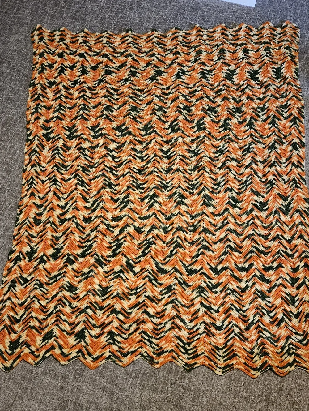 Vintage 70's Zigzag Chevron Crochet Afghan Blanket Throw